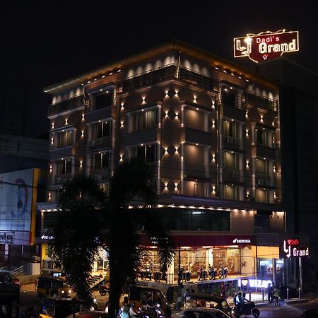 Lj Dadi'S Grand Hotel Visakhapatnam Exterior photo